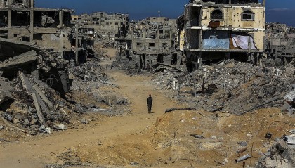 美以逼迫哈马斯“立即解除武装”，哈马斯指责以色列藐视停火协议