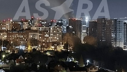 轮到俄罗斯被毒打?乌军连夜打响大规模突袭,莫斯科方向猛烈爆炸