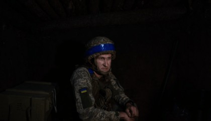 英媒爆：在俄库尔斯克地区作战的乌军接到命令，坚守至特朗普明年1月就职