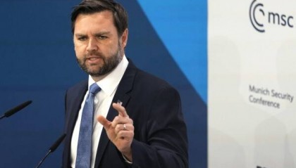 美国副总统同日两次警告泽连斯基：不要公开说特朗普“坏话”，会适得其反