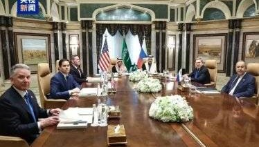 泽连斯基终于知道，特朗普是得罪不起的，那怎么办呢？