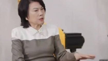 董明珠再炮轰“挖人才”是小偷行为，业绩被美的小米远远甩在身后