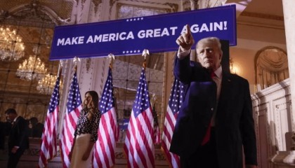 连续两天“失态”后，特朗普对华提了个条件，越南给我国提一个醒