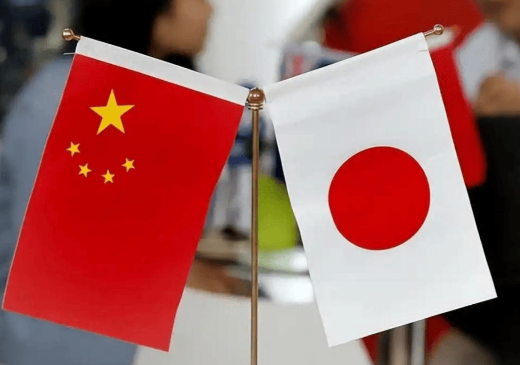 不到24小时，日本撕毁对华承诺，特朗普不敢做的事，刚上任的高市早苗做了