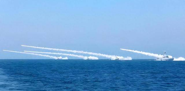 日本死不悔改,又威胁出兵台海!关键时刻,日军官直奔解放军基地