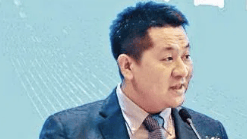 跨境网赌头目佘智江(湖南出生,后获柬埔寨国籍),被引渡回中国