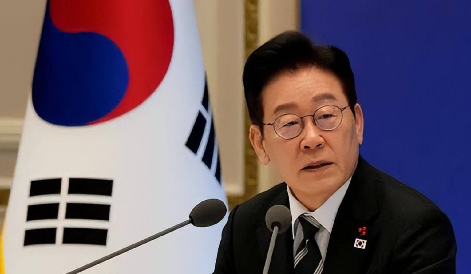 不与中俄为敌，李在明拒绝乌克兰请求，基辅想要的武器，韩国不给！